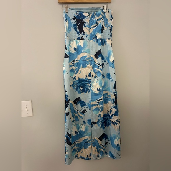 Abercrombie & Fitch Blue Floral Satin Effect Strapless Midi Dress - Picture 3 of 6